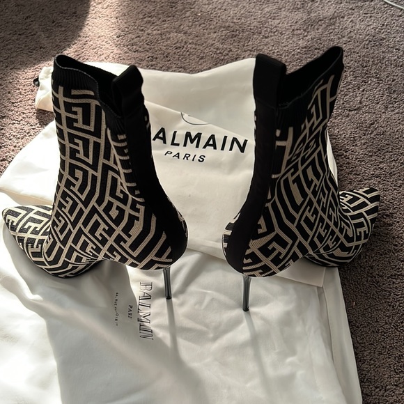 Brand new BALMAIN heels. Brand new. Never worn. - Picture 6 of 8